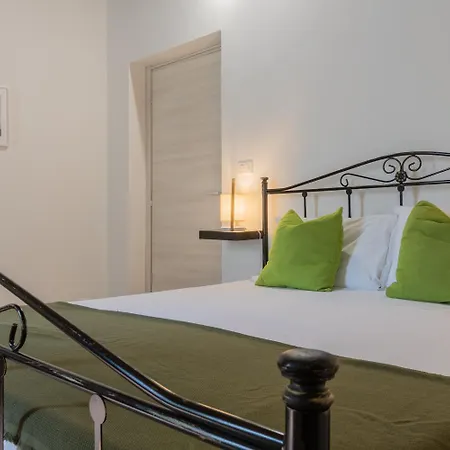 Riva By Wonderful Italy * トリノ